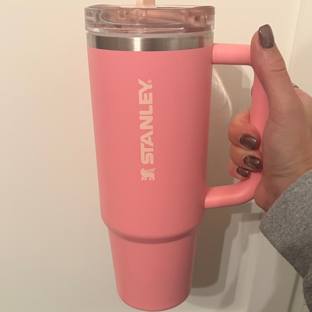 Stanley Coral Travel Mug with Handle